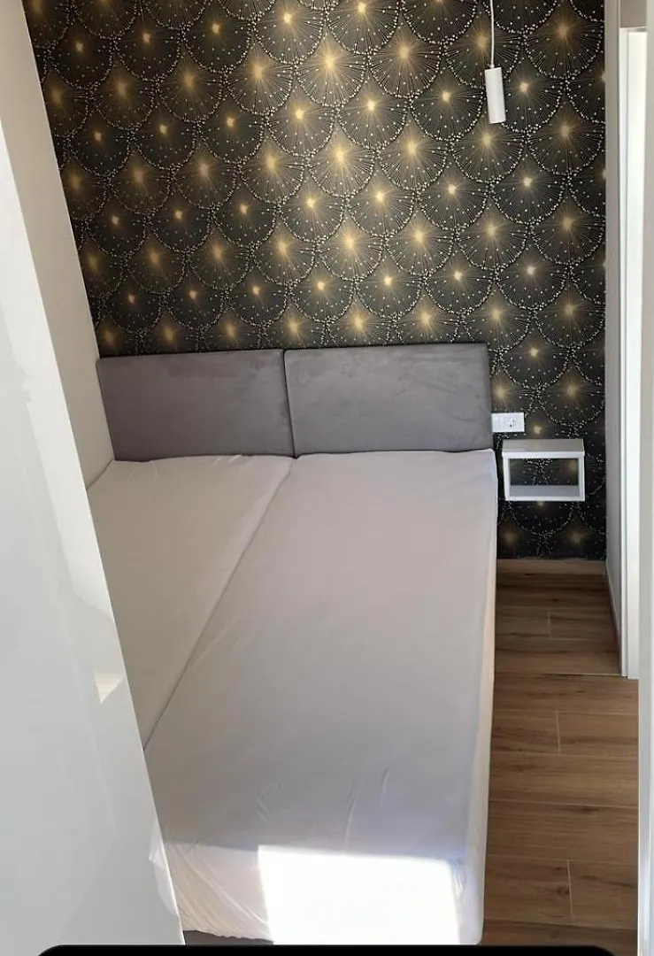 Aquavista 2 Apartment Nin 0*,