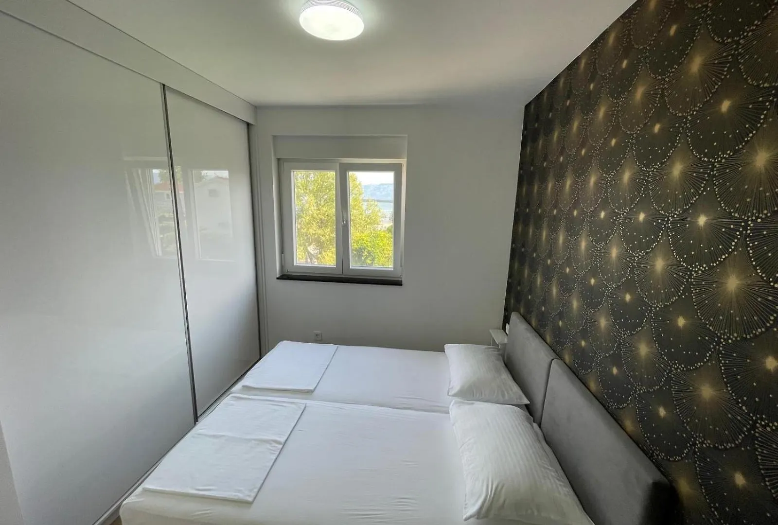 Aquavista 2 Apartment Nin Croatia