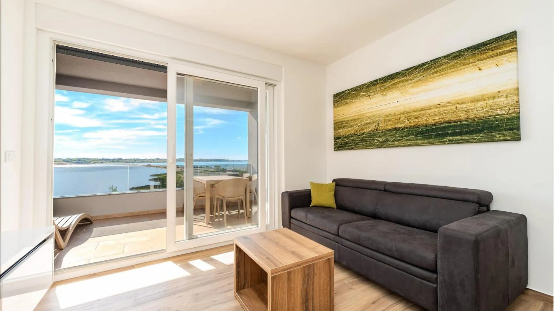 Aquavista 2 Apartment Nin Croatia